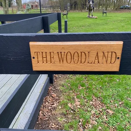 The Woodland Apartment Wyboston Exterior photo